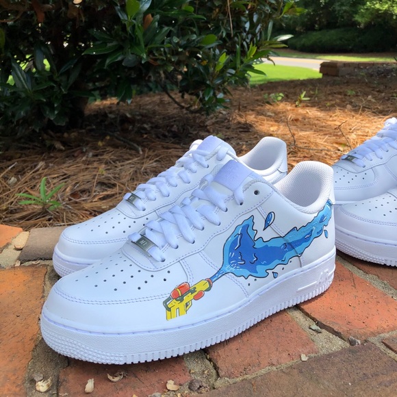 Water Gun - Picture 6 of 6